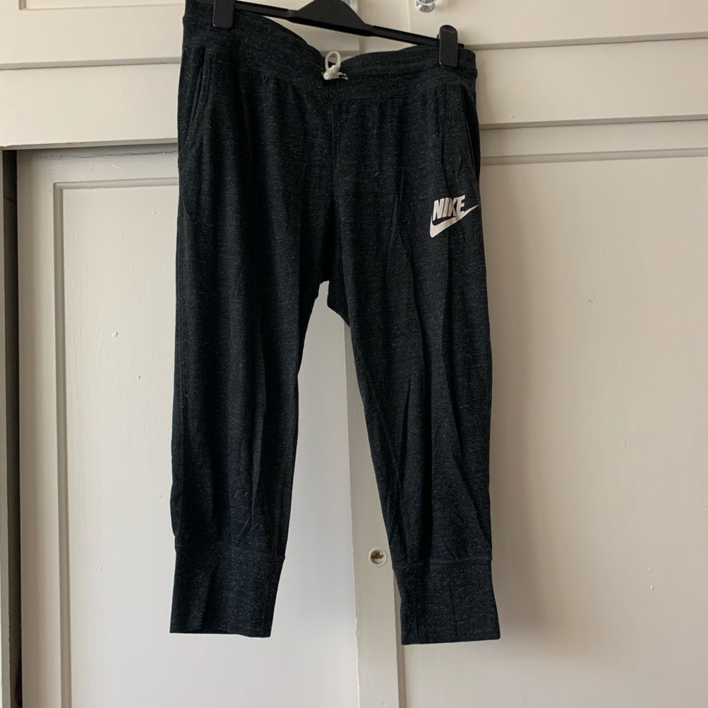 Nike Capri sweatpants
